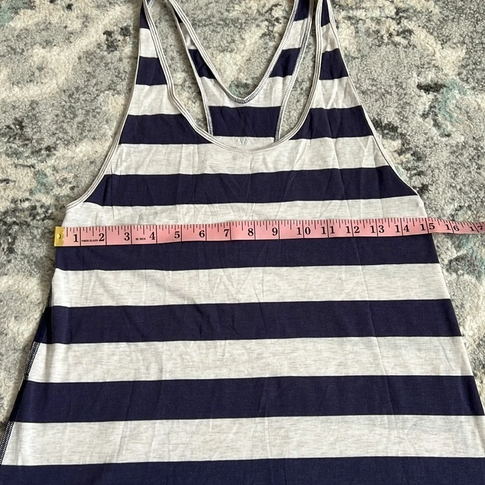 Lululemon tank top